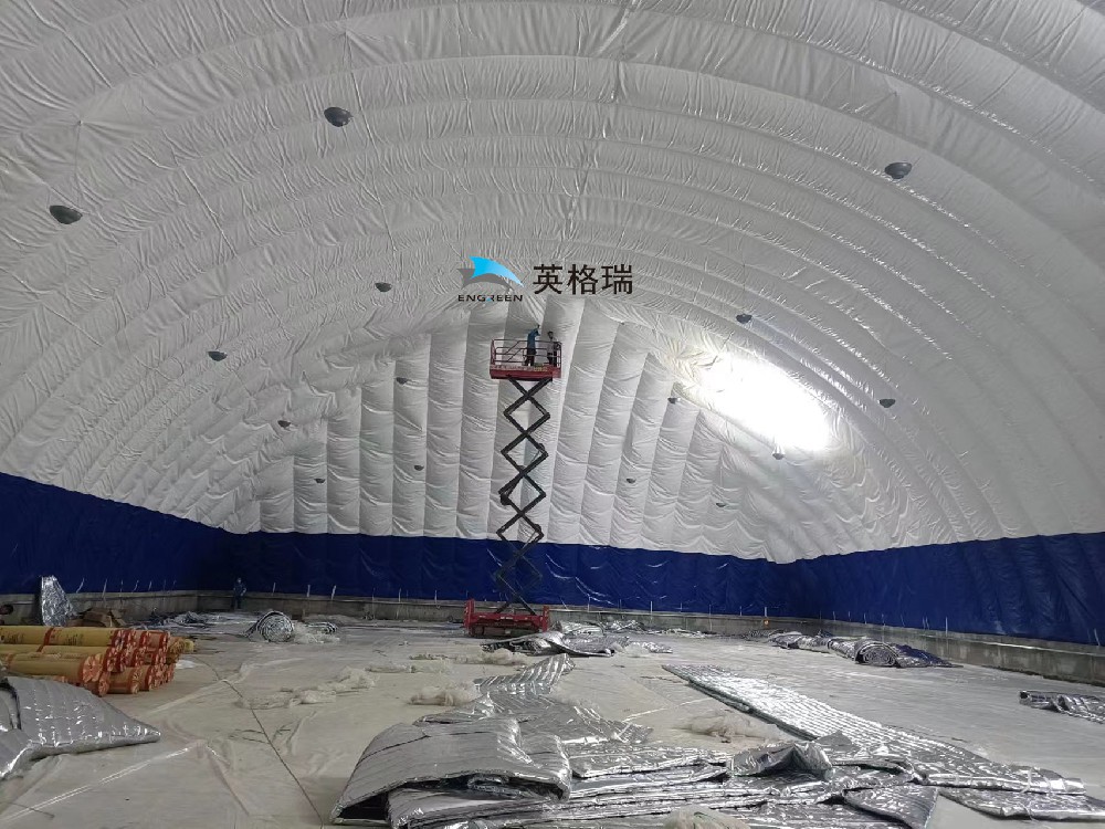 氣膜館內(nèi)為什么要安裝保溫棉呢？安裝保溫棉的好處是什么呢？